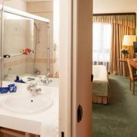 Фотографии отеля Космос